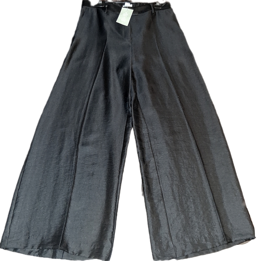 H&M WIDE/FLARE LEG BLACK TROUSERS. NWT 14.
